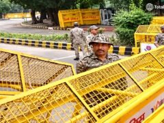 दिल्ली के कनॉट प्लेस में प्रदर्शन पर रोक लगाने से सुप्रीम कोर्ट का इनकार