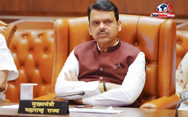 सीएम फडणवीस की पहल: पालघर के 25 हजार स्कूली बच्चों के लिए बनेगा केंद्रीय रसोईघर