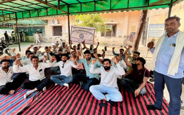 हरियाणा में आज रात से बिजली कर्मियों की हड़ताल