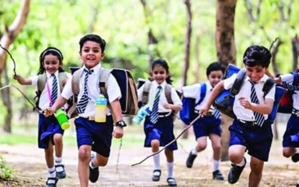 Diwali School Holidays 2026: दिवाली पर कितने दिन बंद रहेंगे स्कूल? देखें स्कूल हॉलिडे लिस्ट